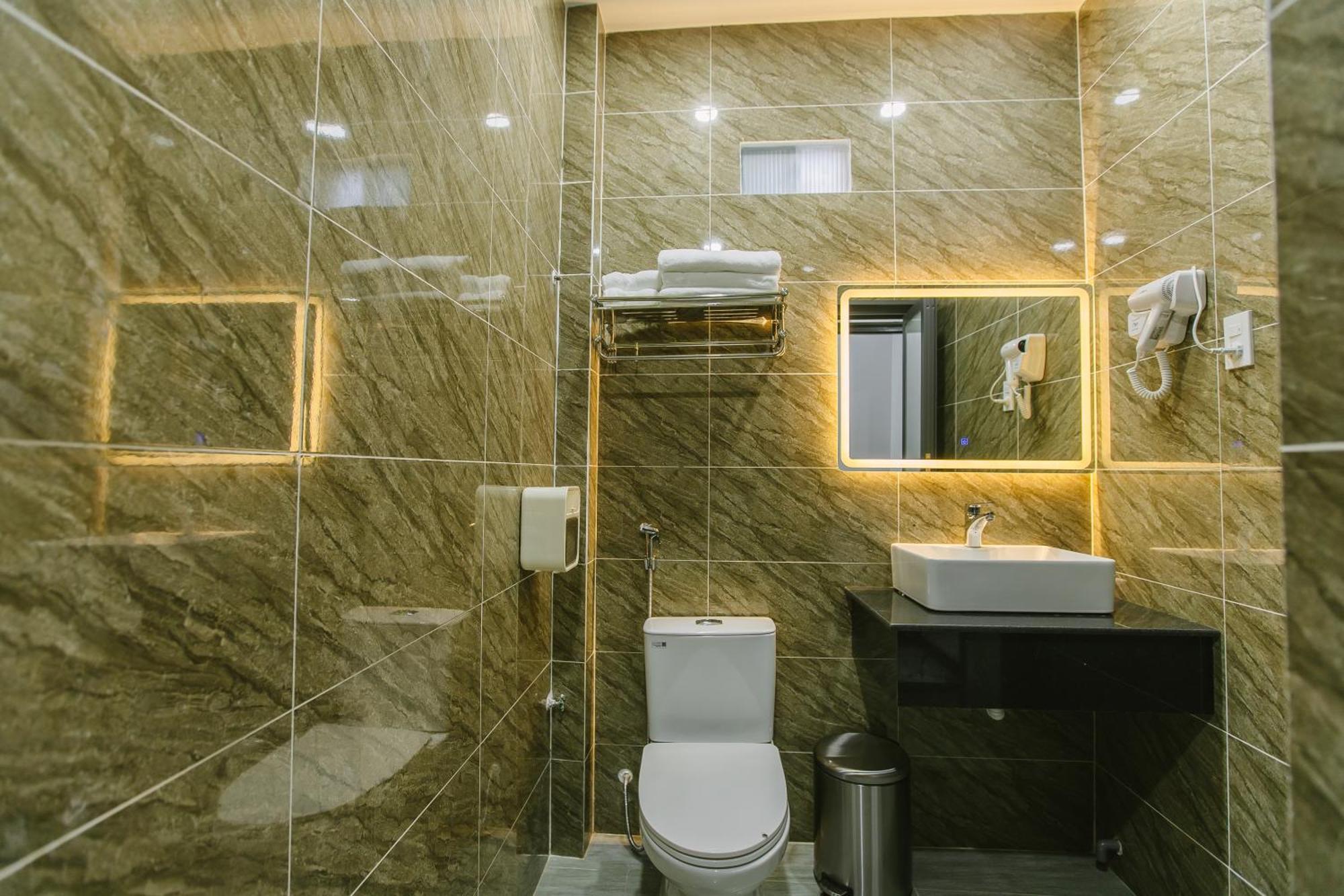 Peony Hotel Cần Thơ Zewnętrze zdjęcie
